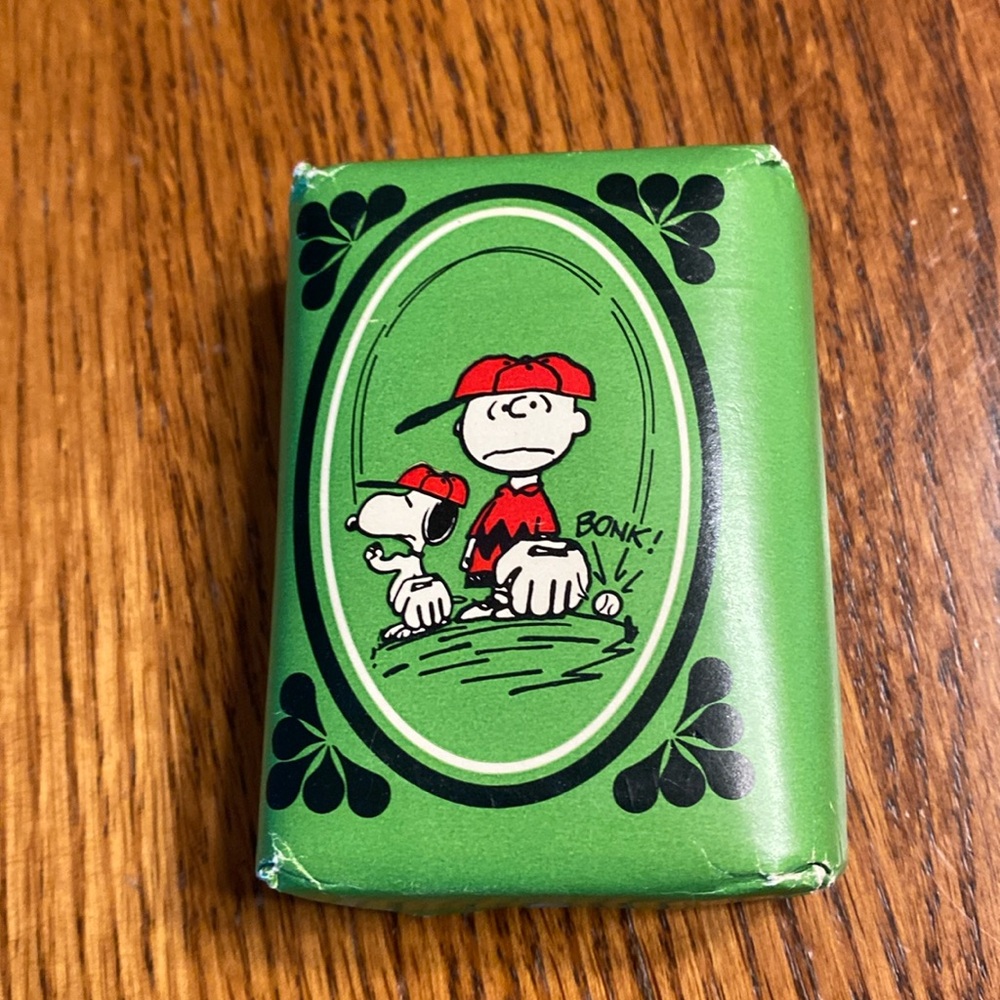 🎉HP🎉Avon Charlie Brown Soap 1969